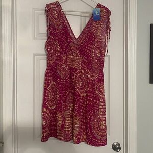 Cupshe Red and Gold Patterned dress.